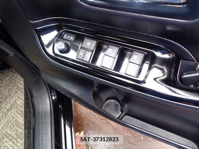 Toyota ESQUIRE 2020-03 8245151-13