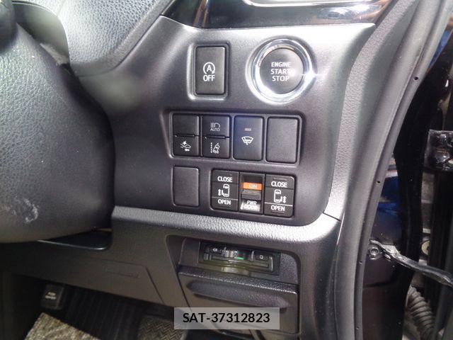 Toyota ESQUIRE 2020-03 8245151-14