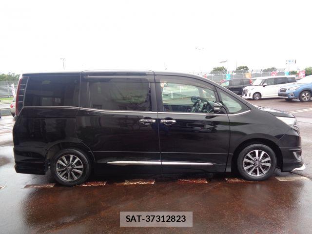 Toyota ESQUIRE 2020-03 8245151-4