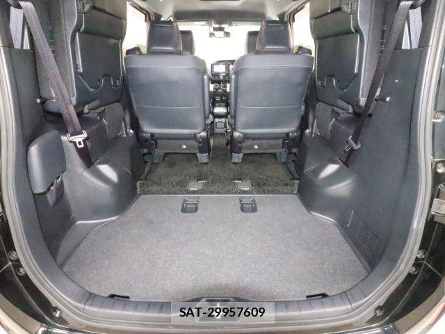 Toyota ESQUIRE 2020-07 8245148-12
