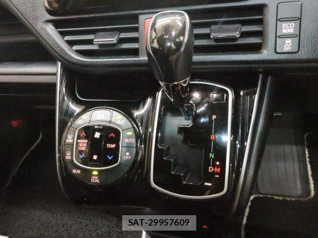 Toyota ESQUIRE 2020-07 8245148-20