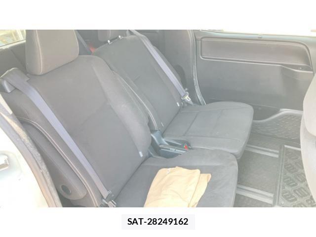 Toyota ESQUIRE 2015-11 8314336-13