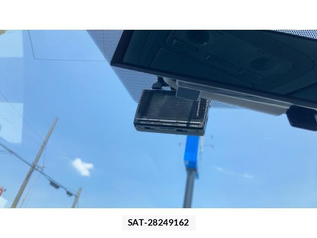 Toyota ESQUIRE 2015-11 8314336-22