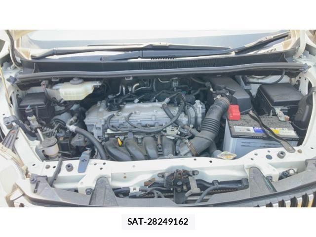 Toyota ESQUIRE 2015-11 8314336-24