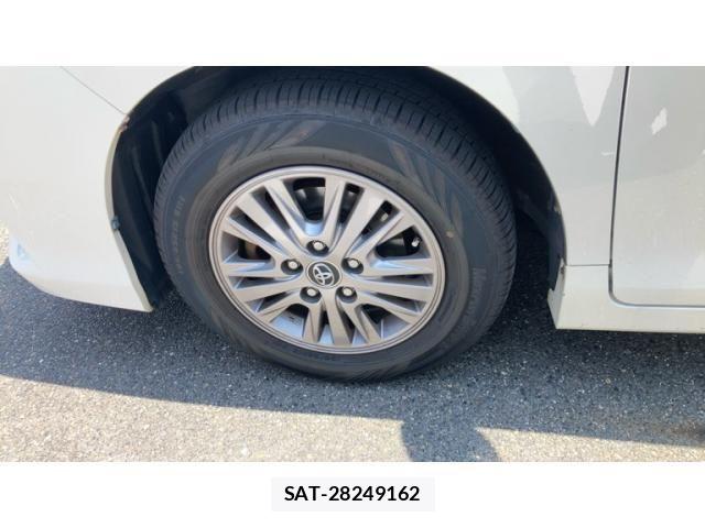 Toyota ESQUIRE 2015-11 8314336-6