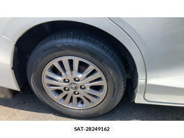 Toyota ESQUIRE 2015-11 8314336-8