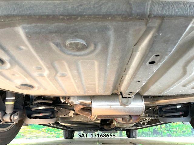 Toyota ESQUIRE 2018-09 8335733-18