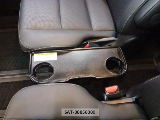 Toyota ESQUIRE 2019-07 8335734-9