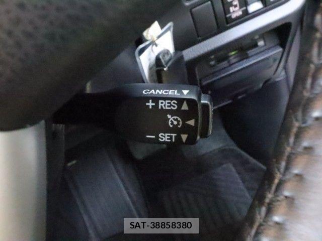 Toyota ESQUIRE 2019-07 8335734-23