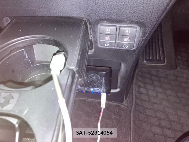 Toyota ESQUIRE 2016-03 8335735-25