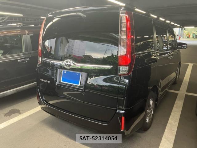 Toyota ESQUIRE 2016-03 8335735-3