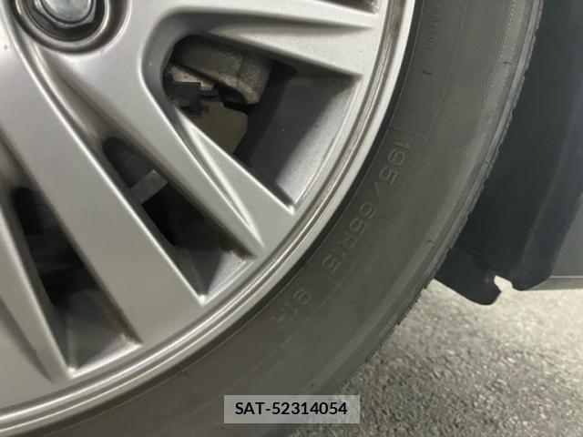 Toyota ESQUIRE 2016-03 8335735-8