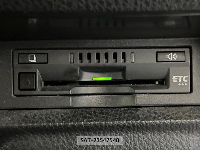 Toyota ESQUIRE 2017-10 8335732-5