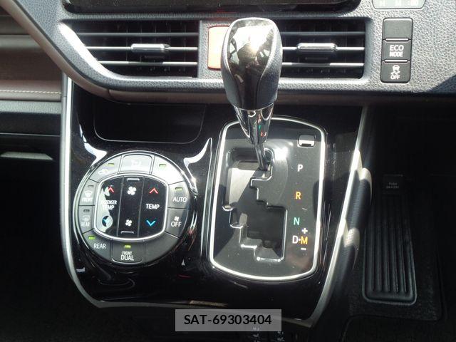 Toyota ESQUIRE 2014-12 8335736-11