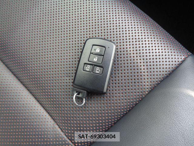 Toyota ESQUIRE 2014-12 8335736-25