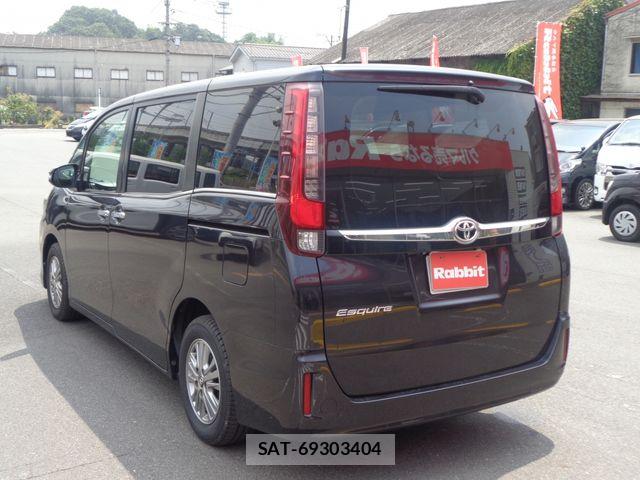 Toyota ESQUIRE 2014-12 8335736-2