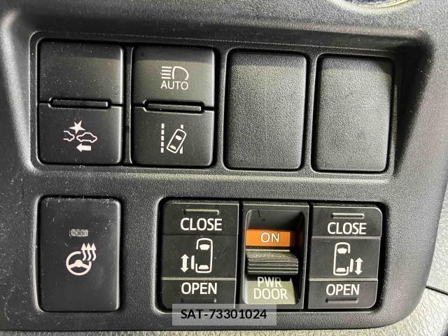 Toyota ESQUIRE 2020-12 8354399-12