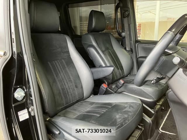 Toyota ESQUIRE 2020-12 8354399-18
