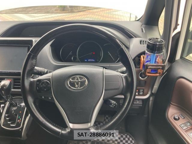 Toyota ESQUIRE 2015-04 8365770-12