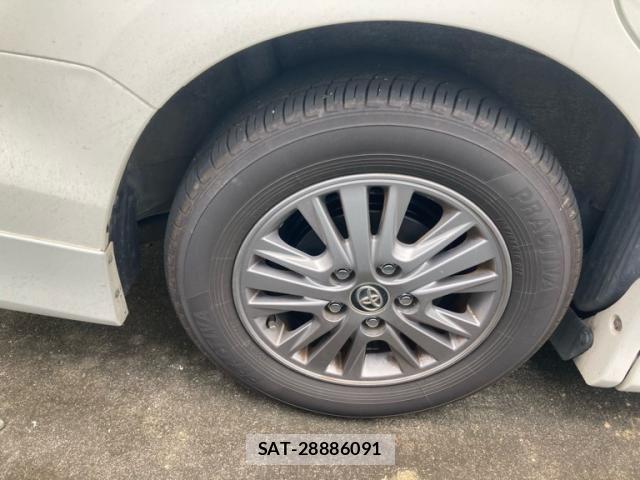 Toyota ESQUIRE 2015-04 8365770-4