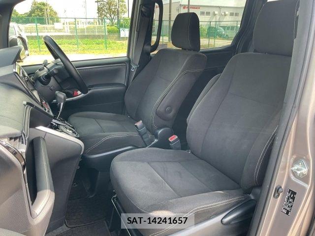 Toyota ESQUIRE 2017-11 8365767-10