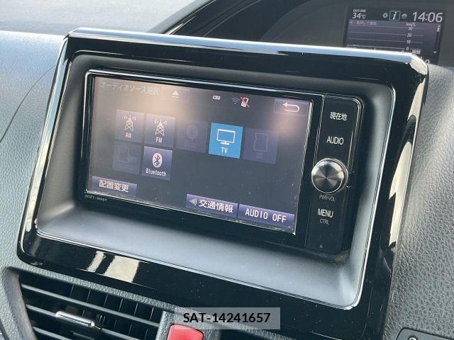 Toyota ESQUIRE 2017-11 8365767-24