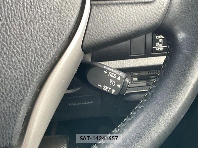 Toyota ESQUIRE 2017-11 8365767-28