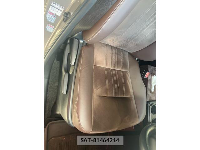 Toyota ESQUIRE 2018-03 8365768-11
