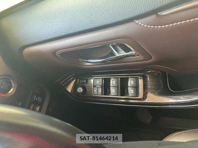 Toyota ESQUIRE 2018-03 8365768-24