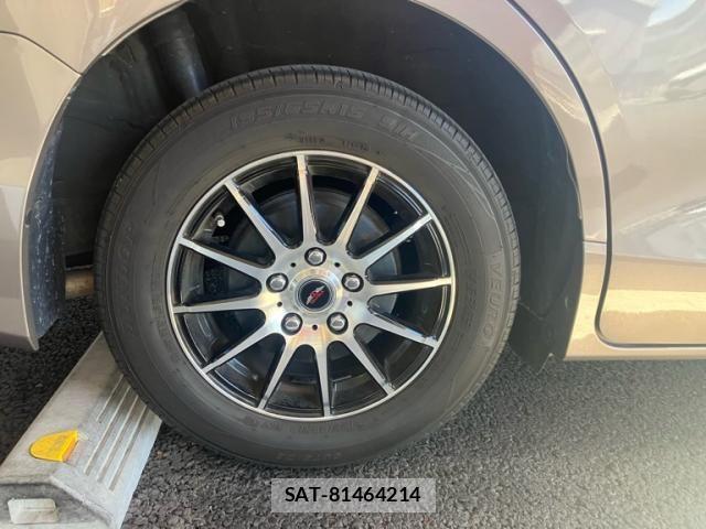 Toyota ESQUIRE 2018-03 8365768-6
