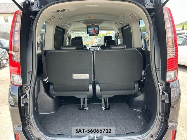 Toyota ESQUIRE 2015-05 8365769-19