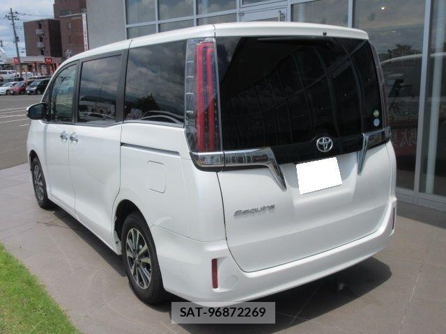 Toyota ESQUIRE 2017-12 8412237-4