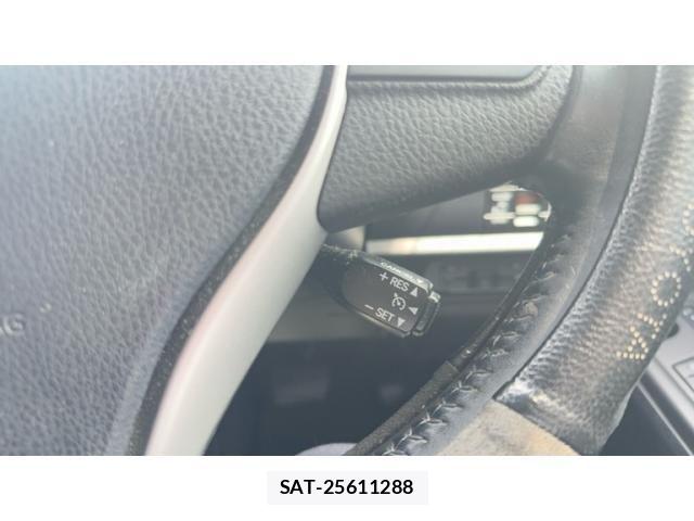 Toyota ESQUIRE 2015-09 8412241-11