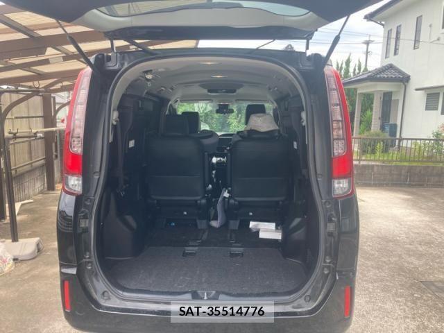 Toyota ESQUIRE 2016-09 8412238-9