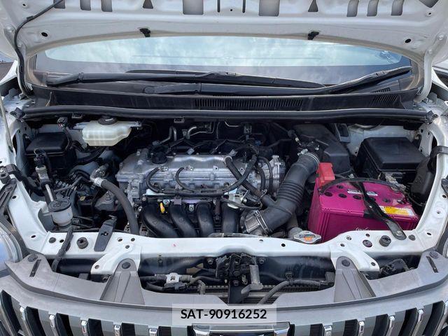Toyota ESQUIRE 2017-12 8438102-18