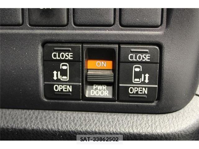 Toyota ESQUIRE 2015-03 8485352-4