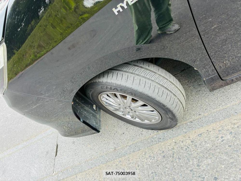 Toyota ESQUIRE 2016-06 8351499-32