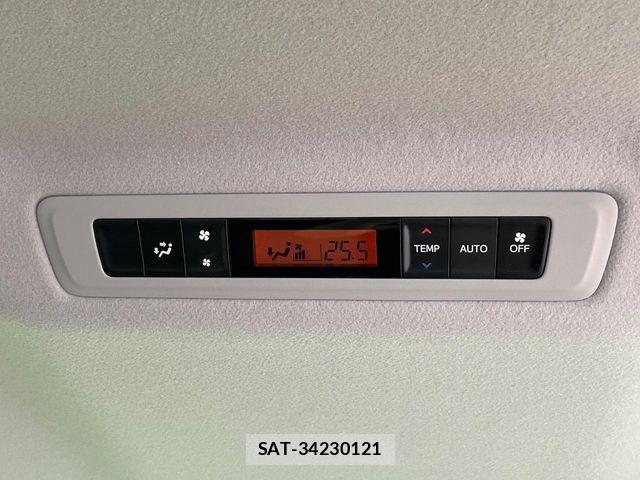 Toyota ESQUIRE 2015-01 8524776-6