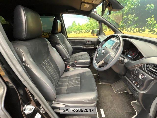 Toyota ESQUIRE 2019-08 8524775-6