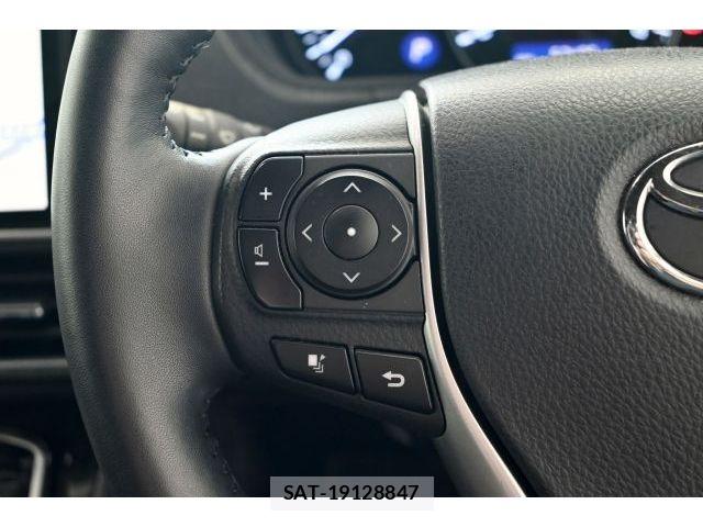 Toyota ESQUIRE 2019-02 8561809-19