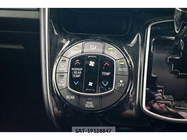Toyota ESQUIRE 2019-02 8561809-23