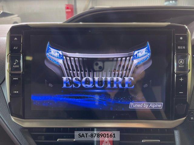 Toyota ESQUIRE 2018-01 8626659-3