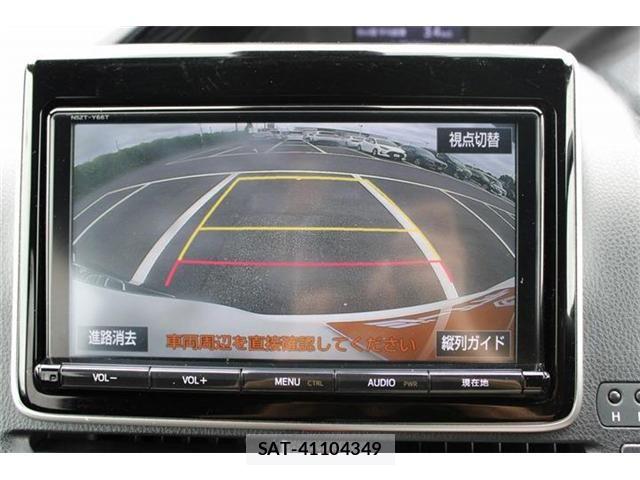 Toyota ESQUIRE 2018-07 8666103-1