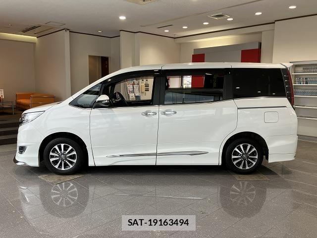 Toyota ESQUIRE 2018-01 8658969-15