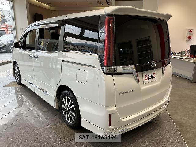 Toyota ESQUIRE 2018-01 8658969-18