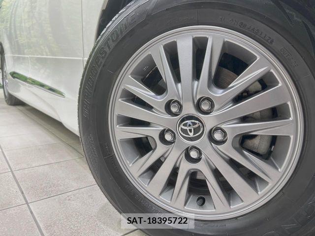 Toyota ESQUIRE 2018-02 8658968-13
