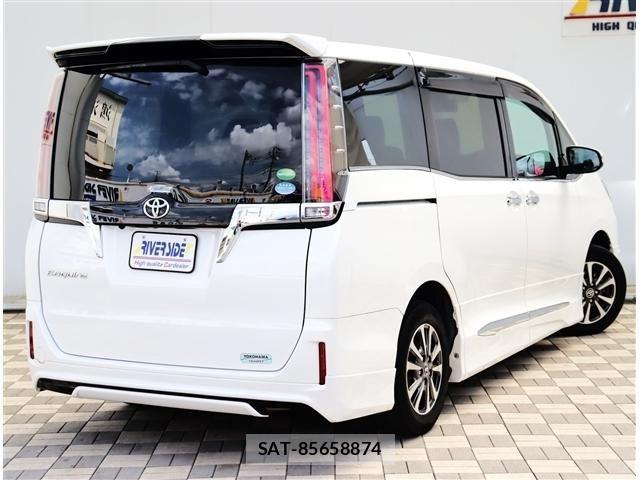 Toyota ESQUIRE 2018-06 8658967-2