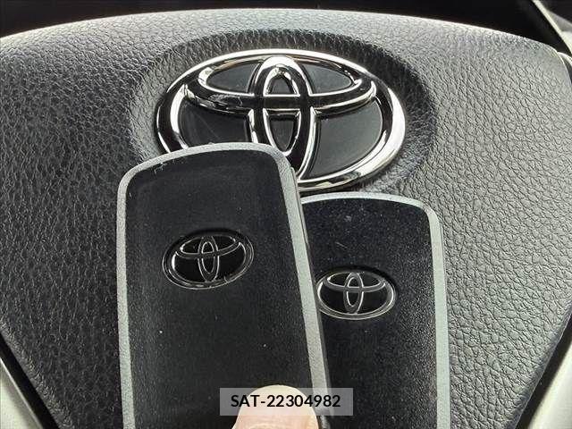 Toyota ESQUIRE 2020-02 8658970-22