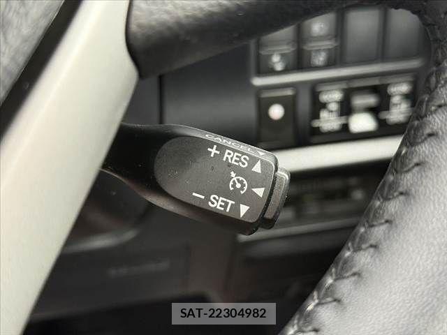 Toyota ESQUIRE 2020-02 8658970-24