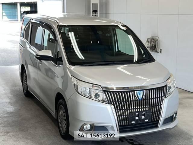 Toyota ESQUIRE 2016-11 8673505-3